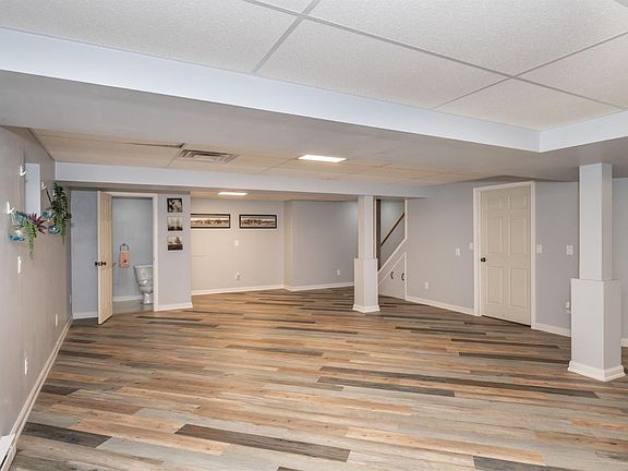4th image of 505 Brookhurst Dr