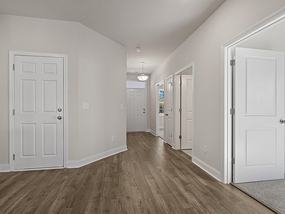 5th image of 2499 Campton Loop