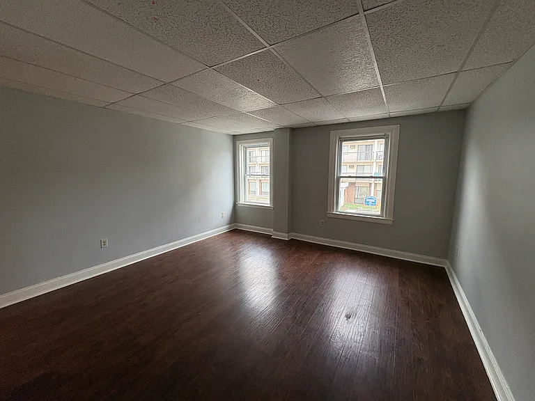 336 E Lincoln Highway — Photo 28