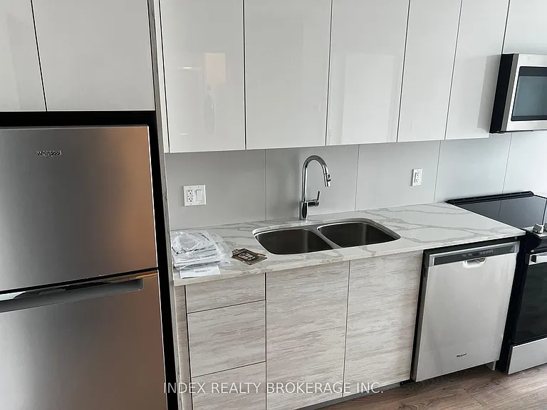 60 Frederick St #1205 — Photo 16