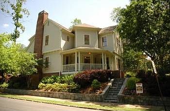 2nd image of 633 Terrace Ave