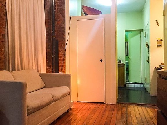 3rd image of 949 Amsterdam Ave APT 2N