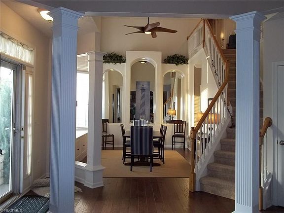 3rd image of 12615 Saddle Horn Cir