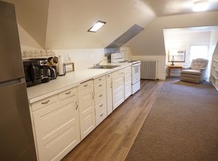 445 Colorado Ave SW APT 3, Huron, SD 57350