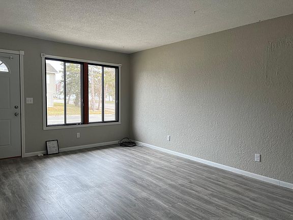 5th image of 801 15 1/2 Ave N