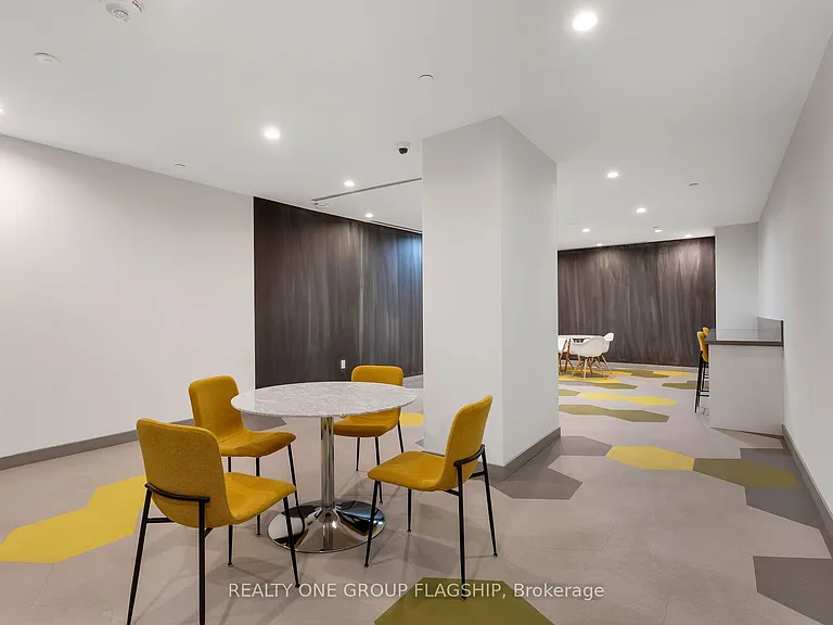 28 Freeland St #1609 — Photo 35