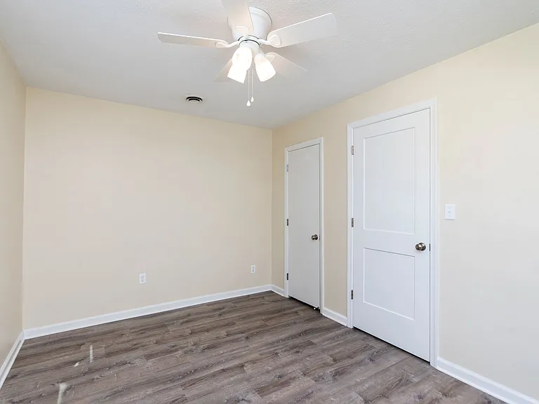 144 River Rd — Photo 11