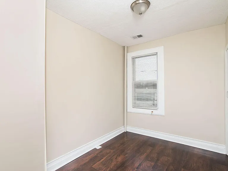 505 Denison St #1 — Photo 9