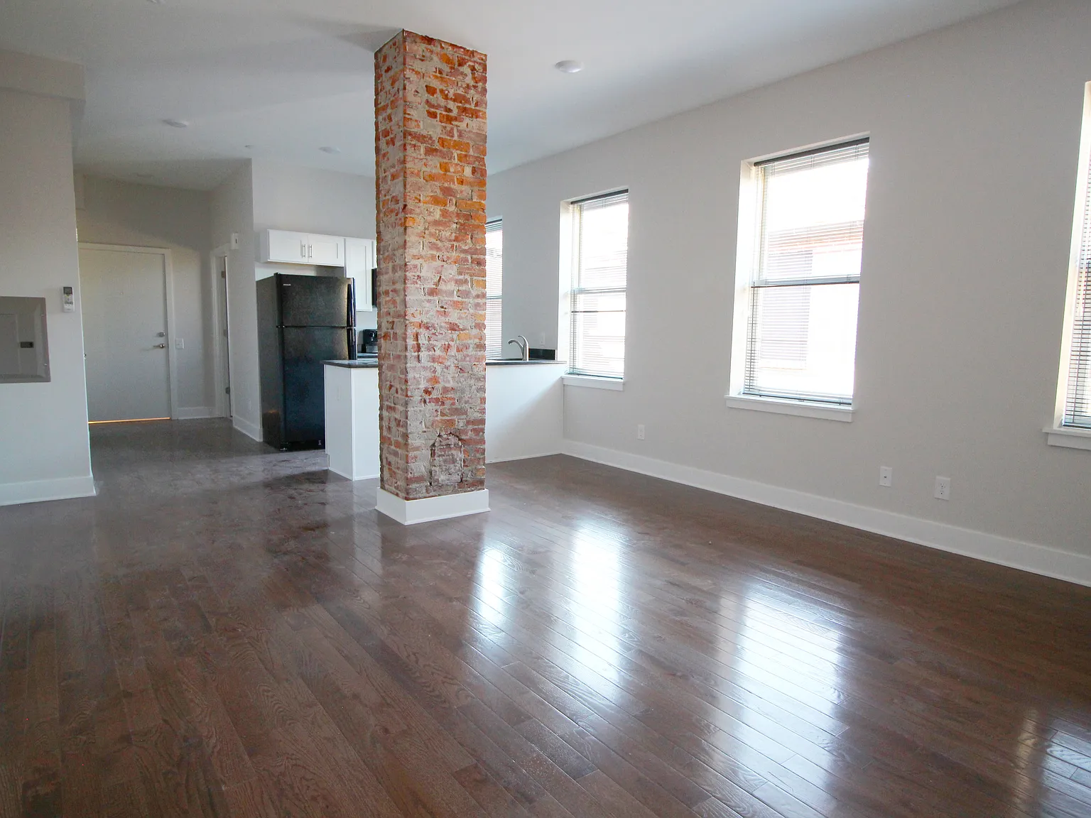 Studio, $1,075 — Photo 2
