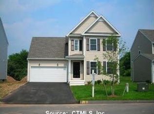 6 Elizabeth Ln, Vernon, CT 06066