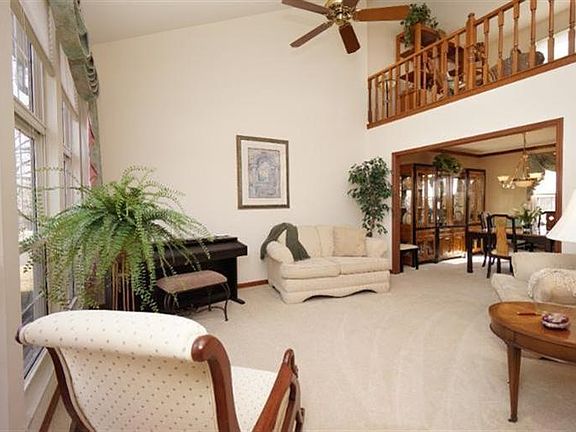 4th image of 7520 Galway Ct