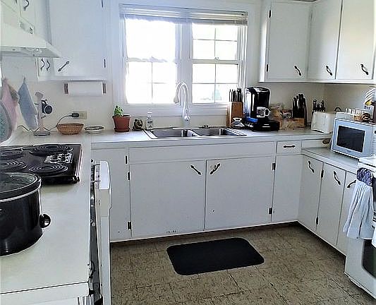 4th image of 58 Hays Cir