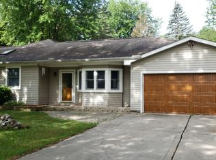 2117 Washington St, Algonac, MI 48001