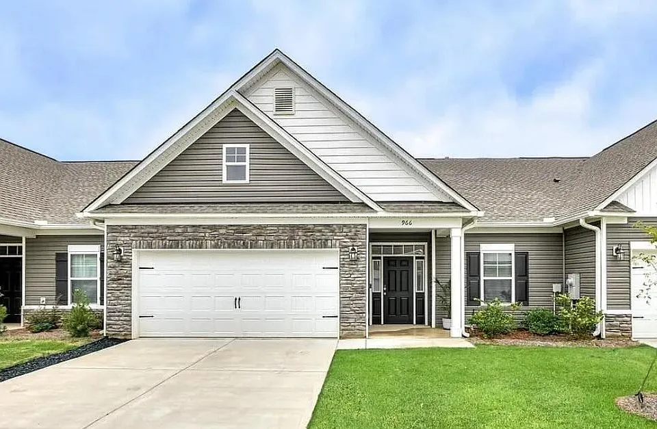 966 Manitou Cir