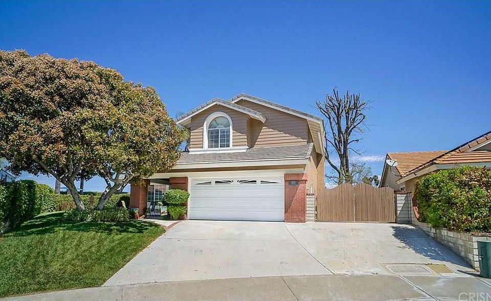 1st image of 22551 Hickory Pl