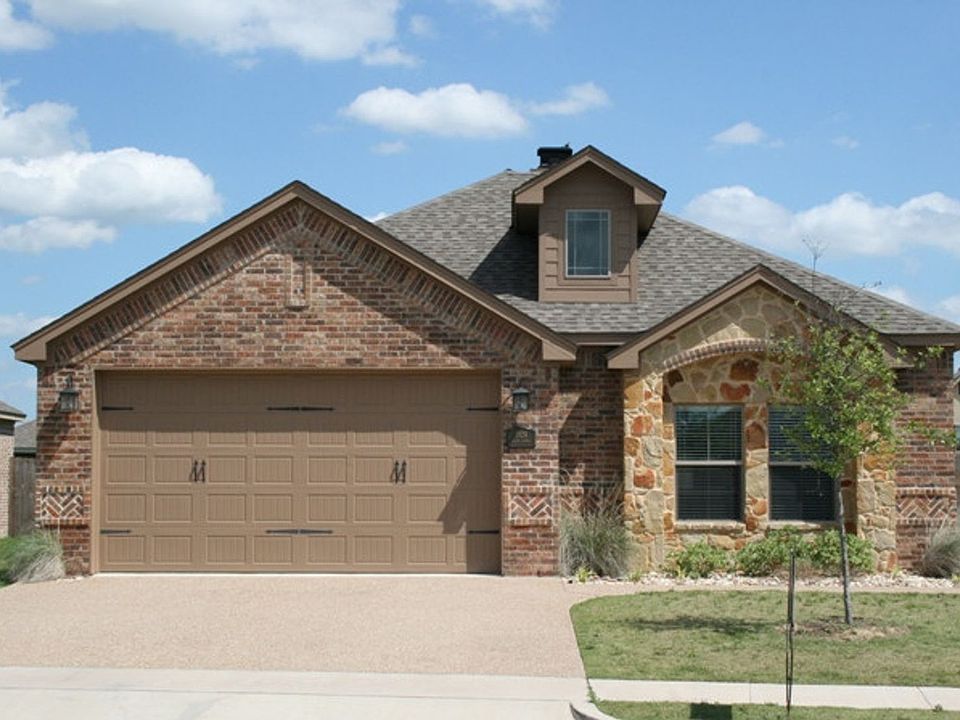 1st image of 3141 Silver Saddle Dr