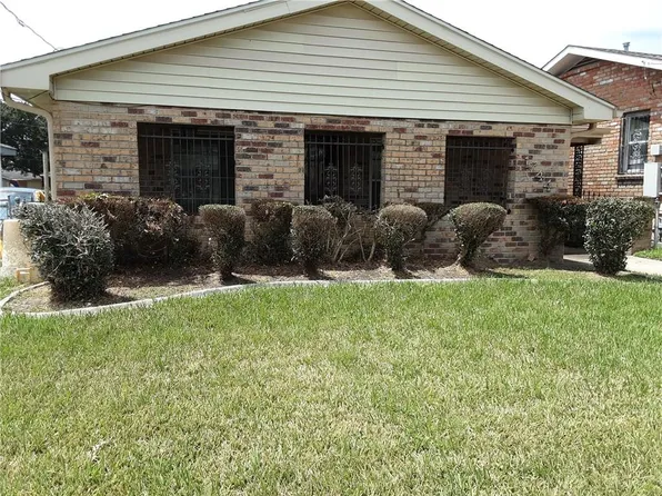 1744 Plaza Dr, Marrero, LA 70072
