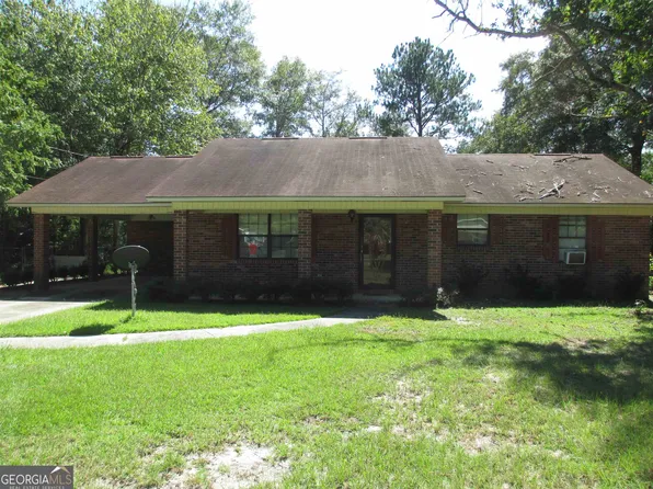 15 McDaniel Rd, Hazlehurst, GA 31539