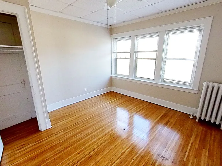 1625 East Ave — Photo 11
