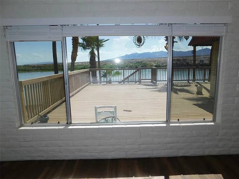 2077 Whitewater Dr — Photo 7