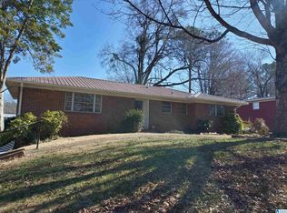 804 Pinecrest Rd, Sylacauga, AL 35150