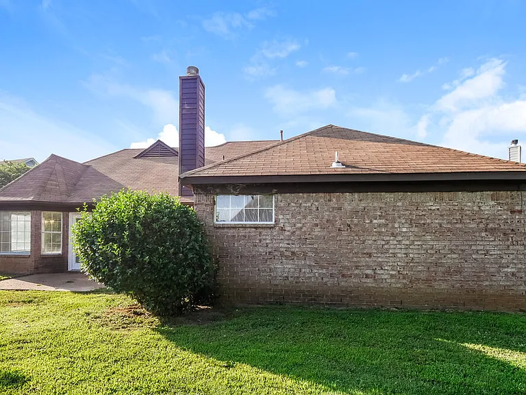 90 Oak Ridge Cv — Photo 16