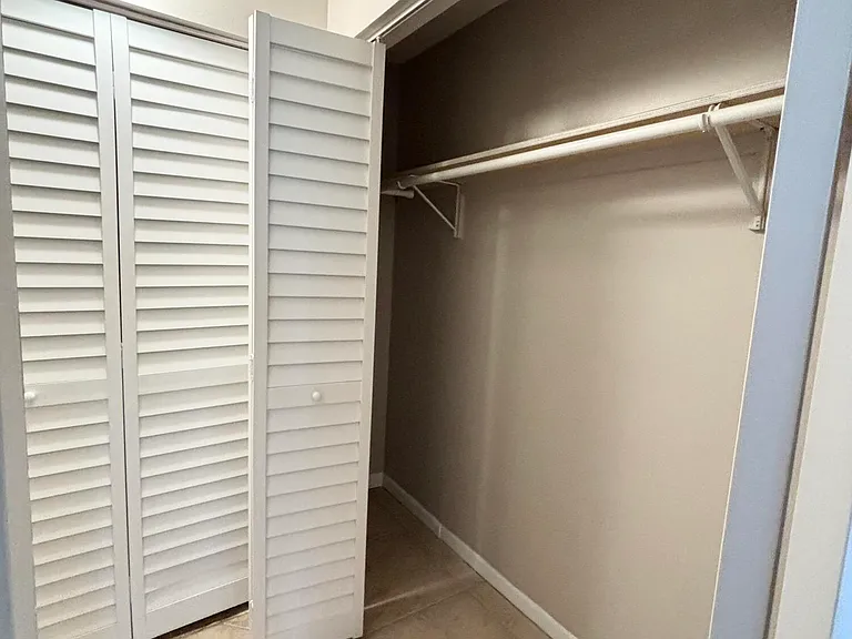 203 Foxtail Dr #F1 — Photo 15