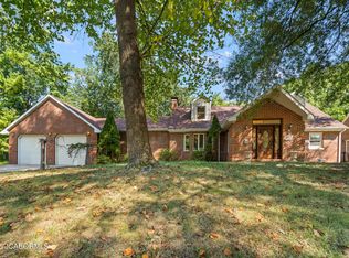 1017 Hawthorne Pkwy, Jefferson City, MO 65109