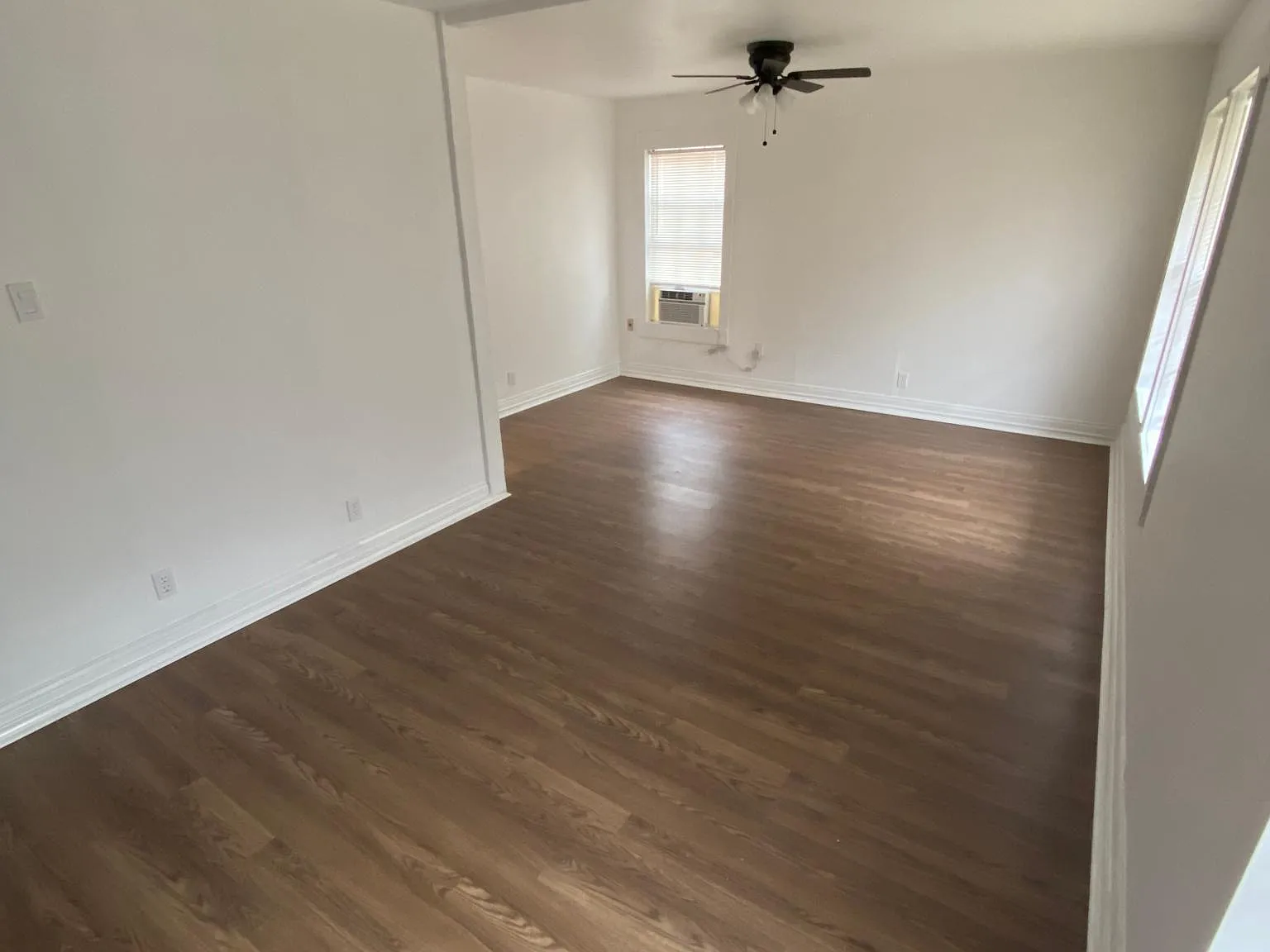 207 Harcourt Ave — Photo 2