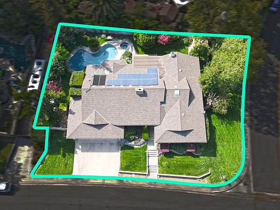 2nd image of 6725 Arrowwood Dr