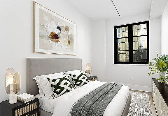 4th image of 517 W 29th St APT 5H