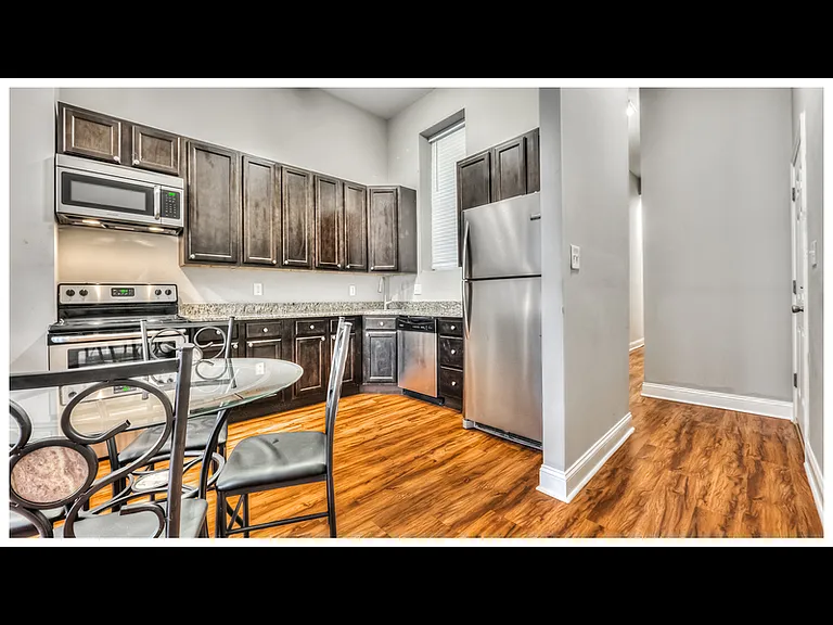 1506 Madison Ave #1 — Photo 2