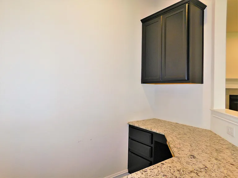 1321 Millican Ln — Photo 15