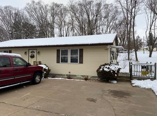 580 W Adams St, Platteville, WI 53818