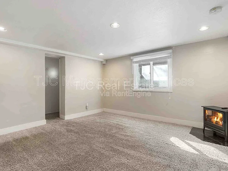 1223 N Lafayette St #7 — Photo 6