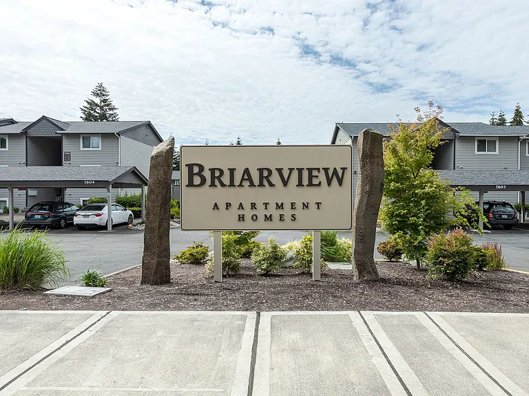 Briarview — Photo 4