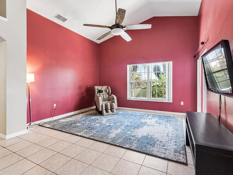 7907 Magnolia Bend Ct #COURT34747 — Photo 10