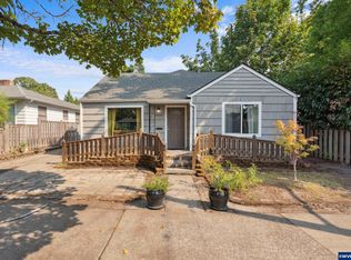 2020 17th St NE, Salem, OR