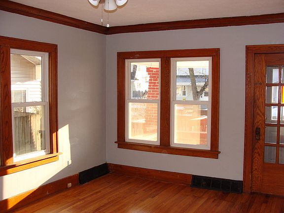 4th image of 2059 Horton Ave SE