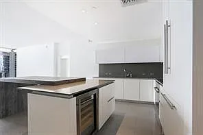 1708 SW 7th St #1708 — Photo 9