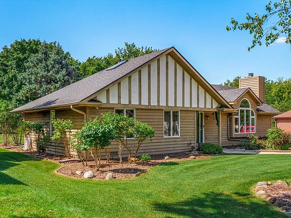 2nd image of 16402 S McGrath Dr