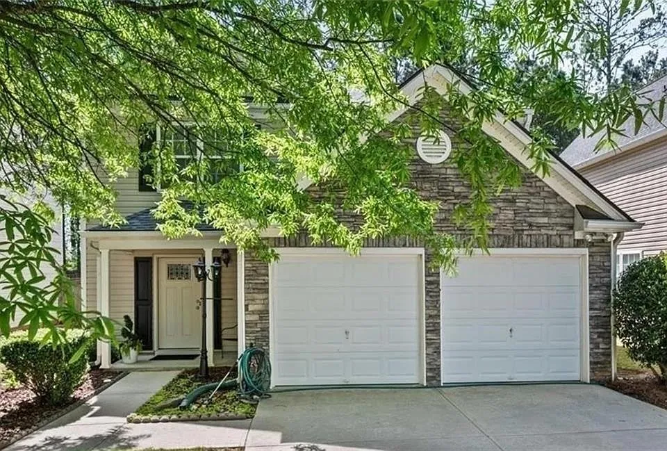 173 Village Ct