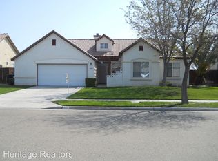 440 Hearth Way, Lemoore, CA 93245