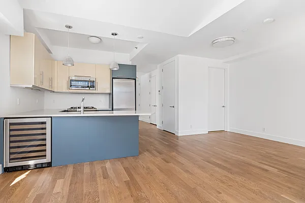 Rented by Compass | media 6