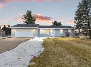 2600 E Clinton Trl, Charlotte, MI 48813