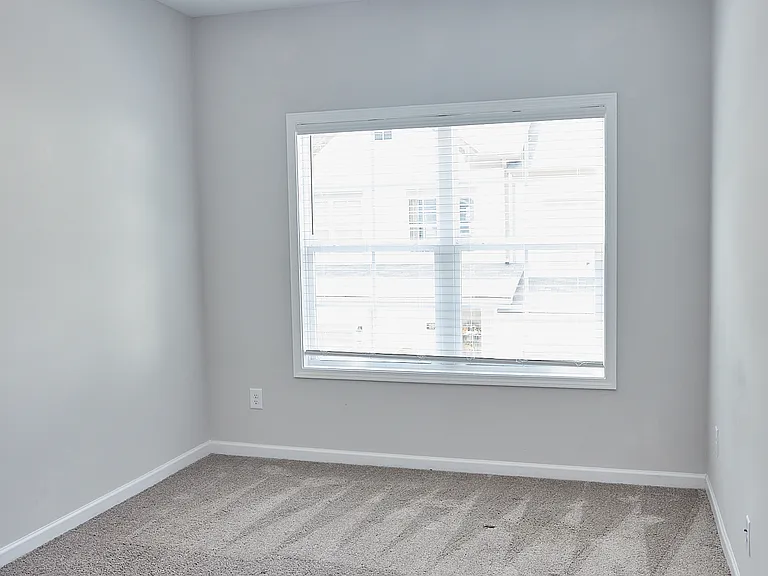 2890 Royal Heights Dr NW #1 — Photo 14