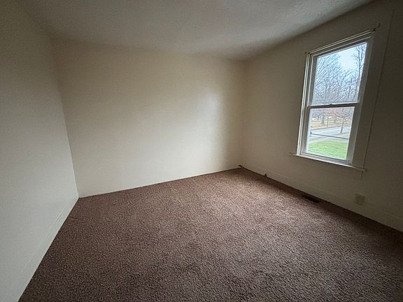 3rd image of 61 Columbia Ave APT 201