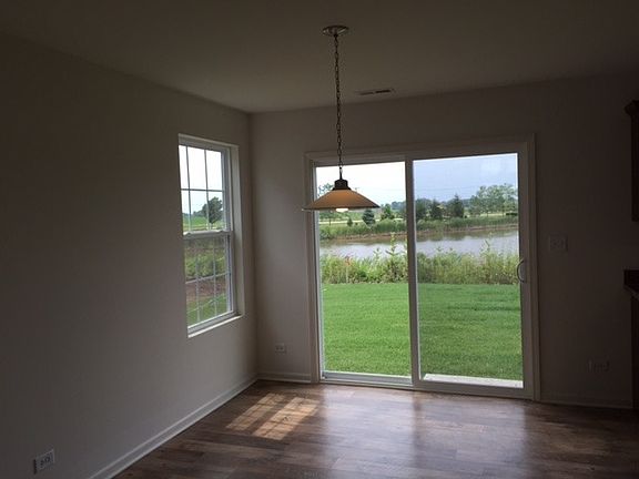 3rd image of 866 Richard Brown Blvd