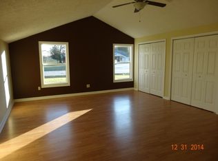 2105 E State Road 256, Austin, IN 47102