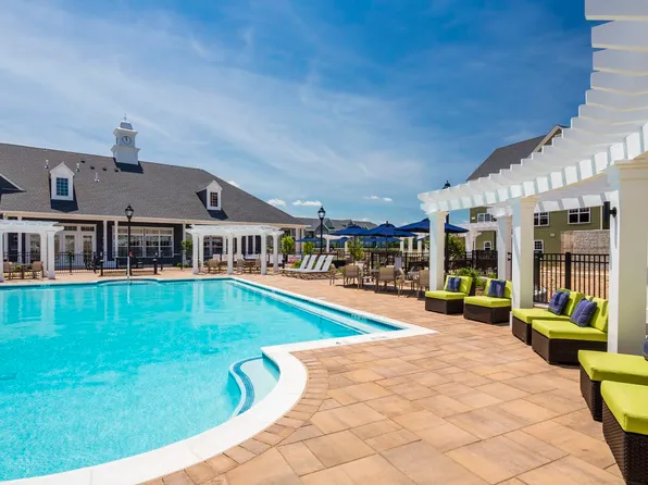 Avalon Huntington Station